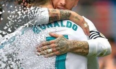 开云下载-阿贾克斯逆风翻盘，夺得关键胜利的简单介绍