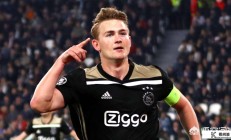 开云体育登录-阿贾克斯成功逆转，晋级欧冠四强战