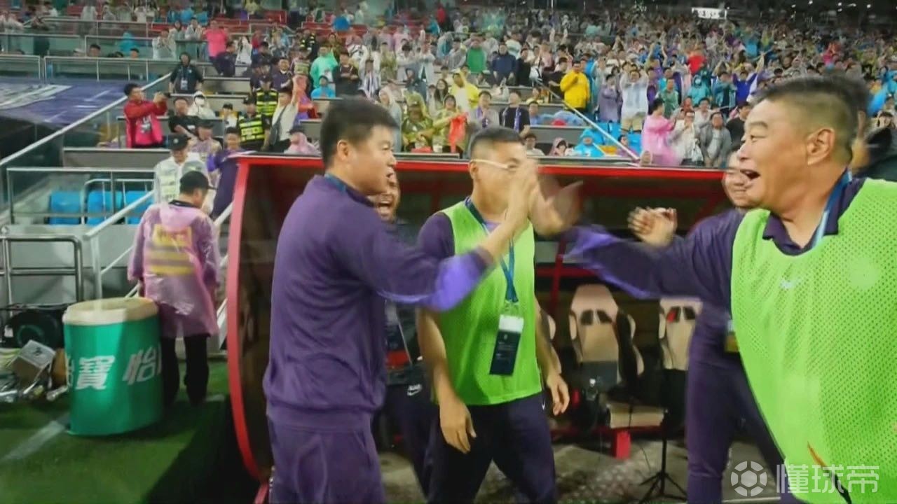 教练组研究对手战术，备战更显得深思熟虑