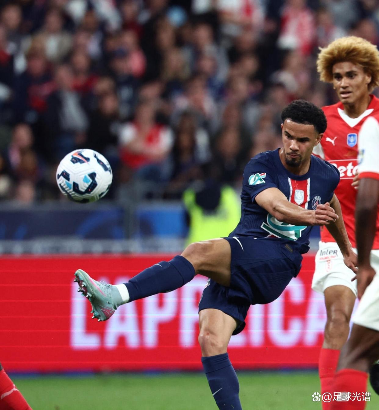 巴黎圣日耳曼惨遭失利，领先优势困境笼罩的简单介绍