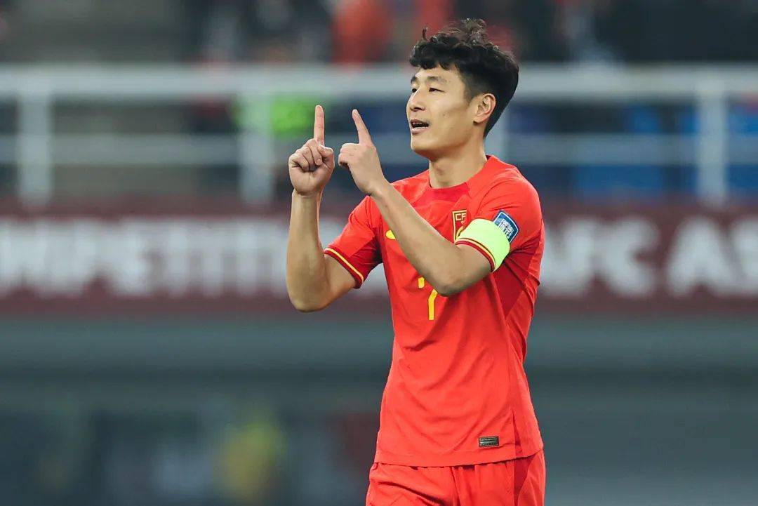 东亚杯激烈角逐，中国国家队实现三连胜