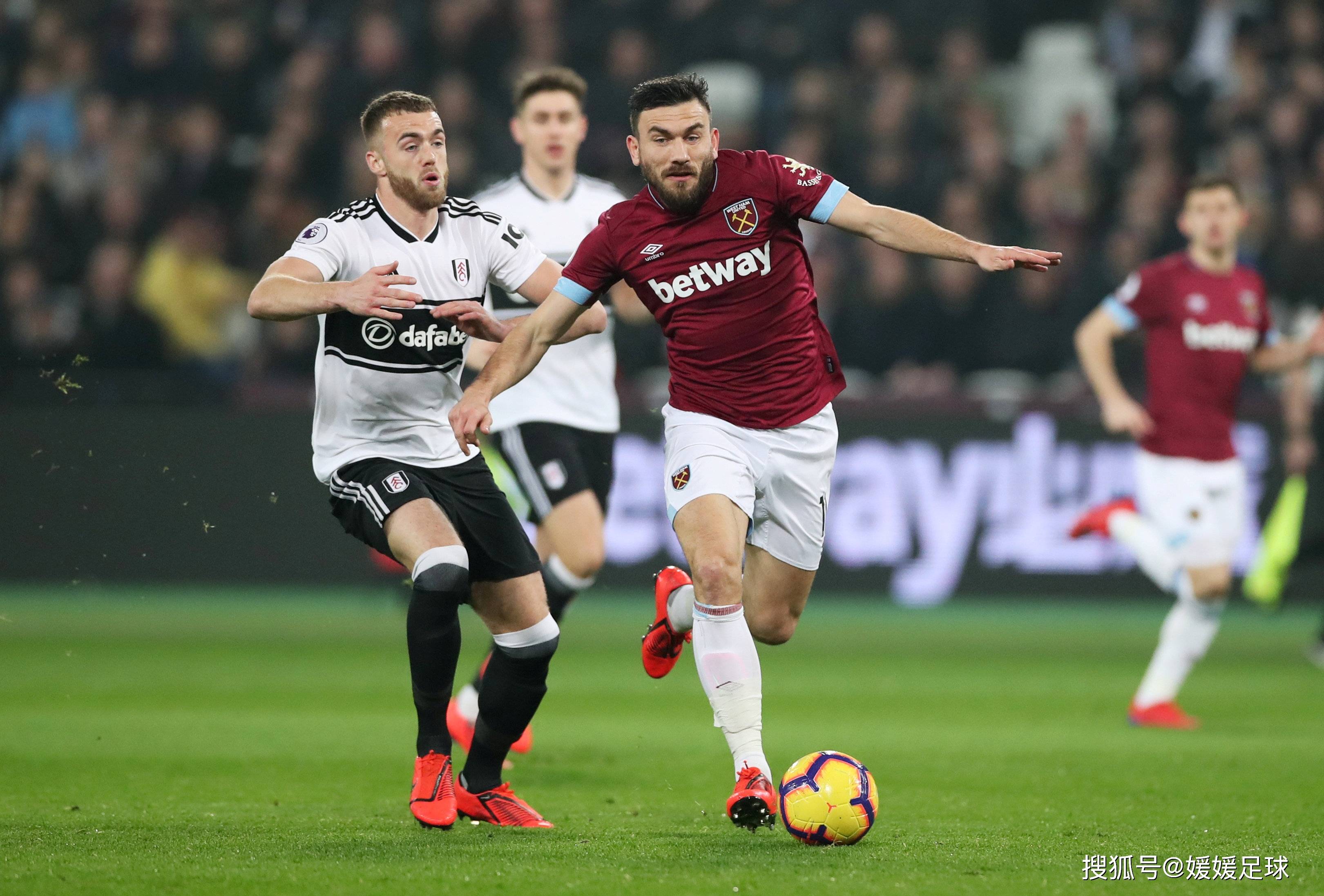 西汉姆联战平，表现令人满意