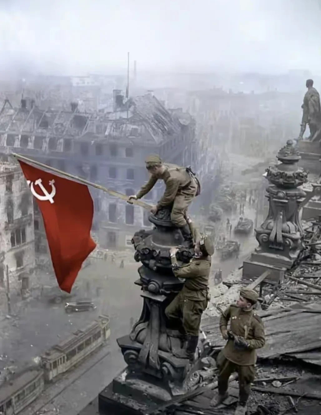 俄罗斯队取得惊险胜利继续征途