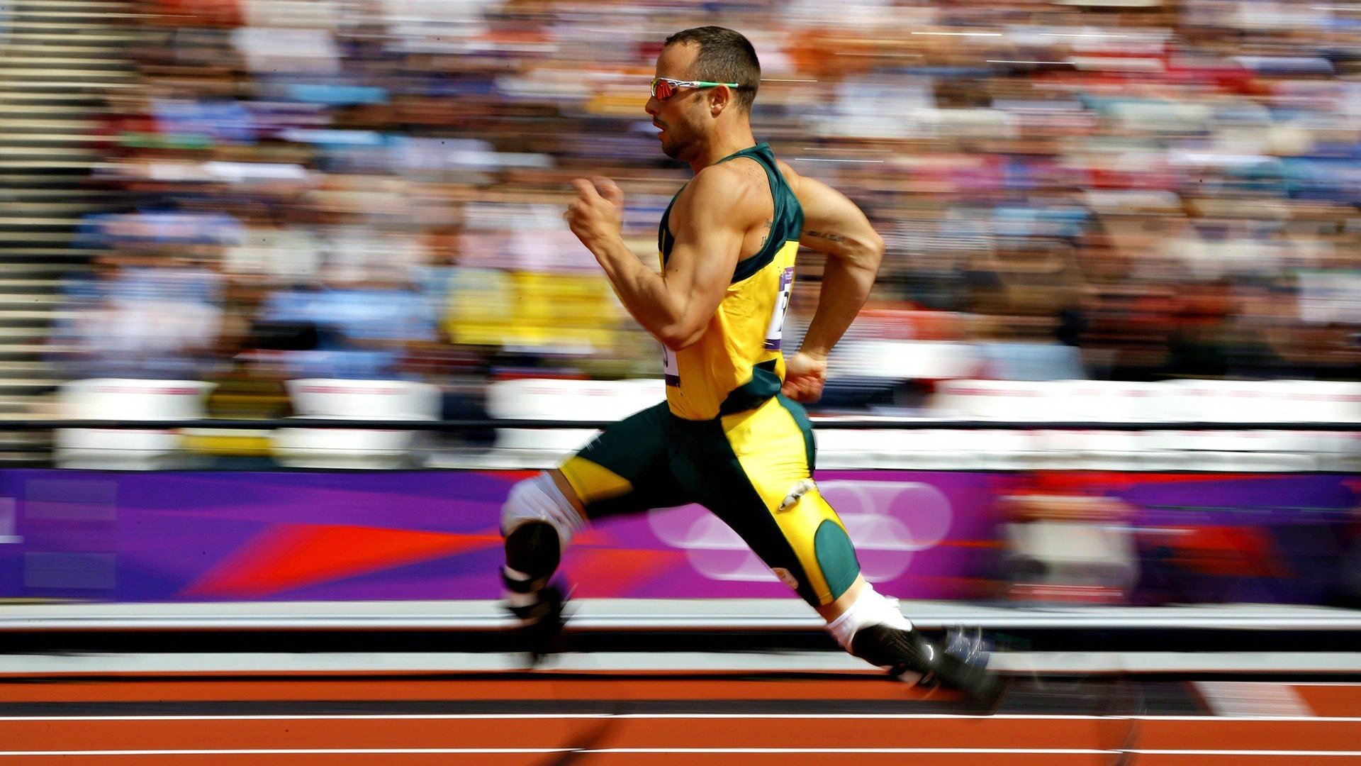 江苏队鏖战辽宁队，神秘字母哥点燃赛场