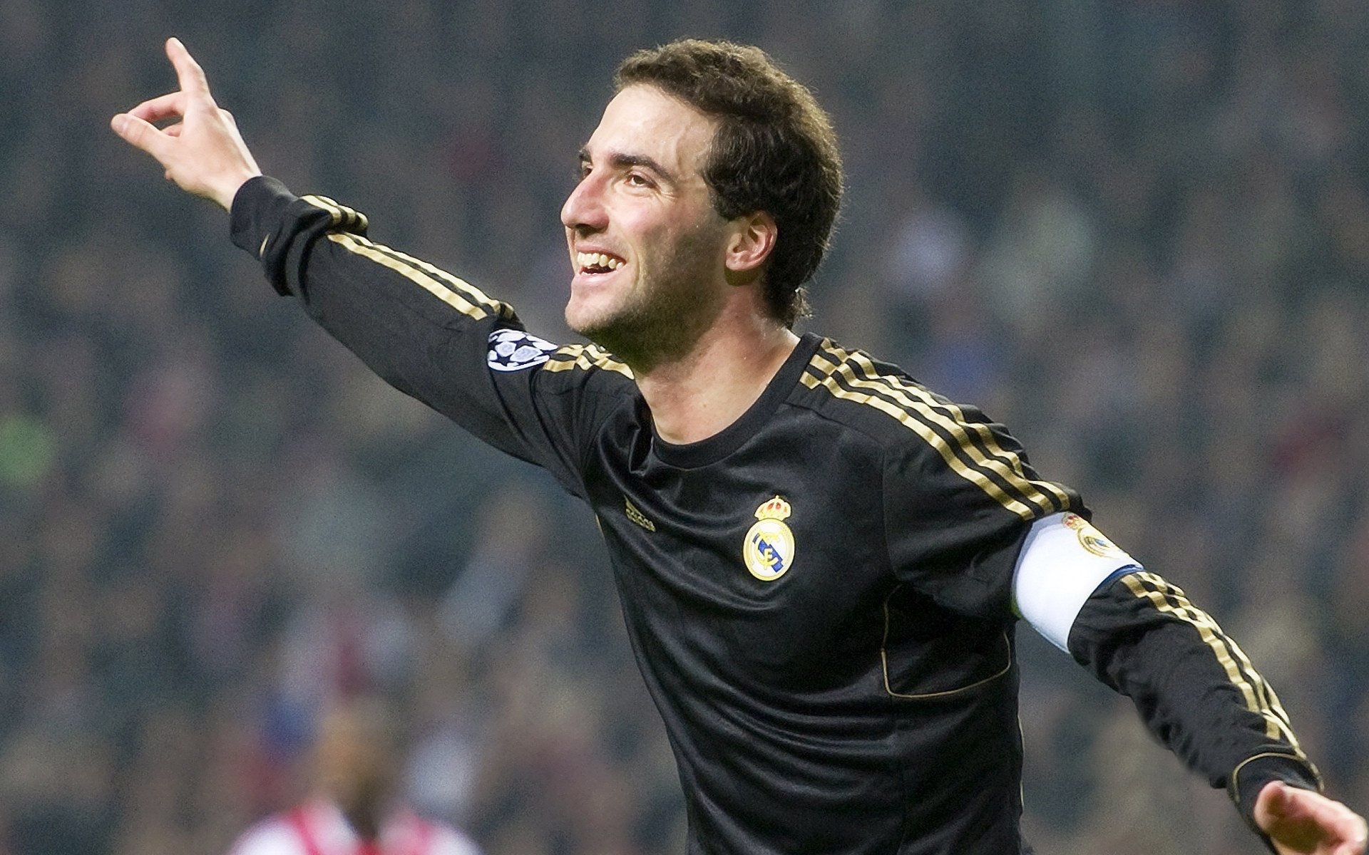 英超双雄对决,曼城战术碾压利物浦,拉什福德领袖风范带队奏凯